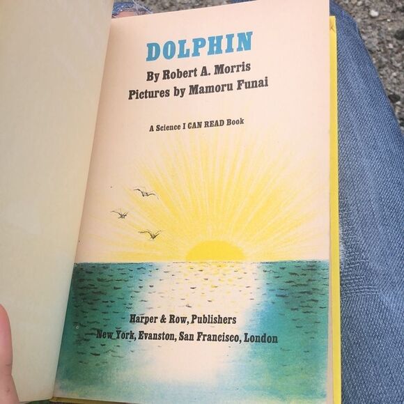 Vtg 1975 A Science I can Read Book Dolphin - Picture 3 of 8